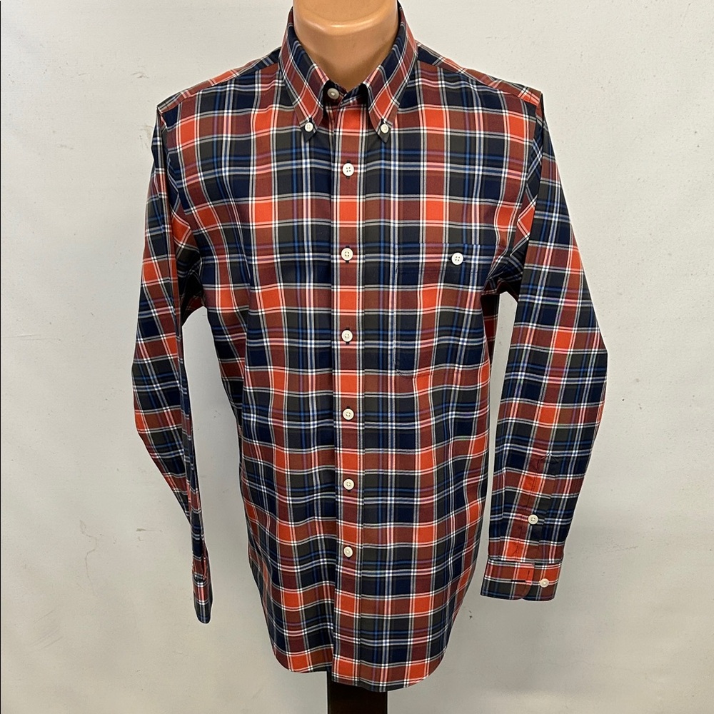 Orvis long sleeve button down collar shirt.  M